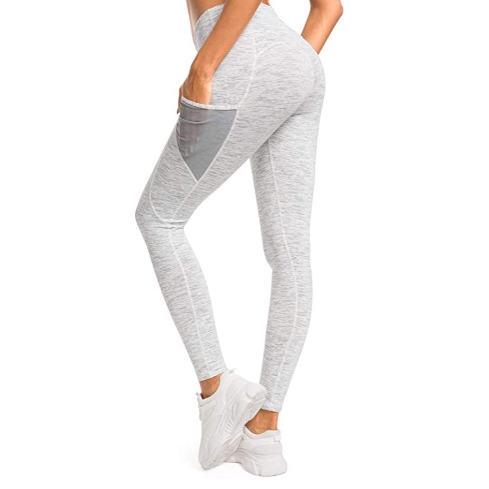 Queenieke NWOT pocket leggings - white space dye